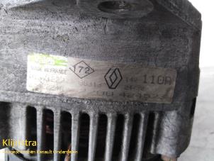 Dynamo d'un Renault Megane (BA) 2.0i 16V 1998