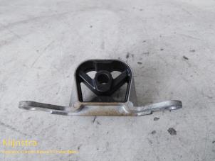 Used Exhaust bracket Peugeot 508 (F3/FB/FH/FP) Price on request offered by Fa. Klijnstra & Zn. VOF