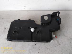 Used Additive tank Peugeot 508 (F3/FB/FH/FP) Price on request offered by Fa. Klijnstra & Zn. VOF