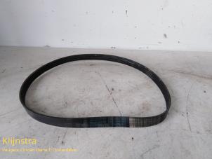 Used Drive belt Peugeot 308 Price on request offered by Fa. Klijnstra & Zn. VOF