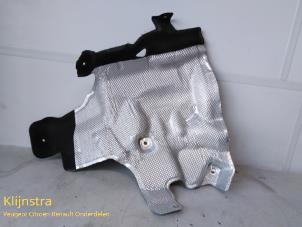 Used Insulation mat, front left Renault Clio Price on request offered by Fa. Klijnstra & Zn. VOF