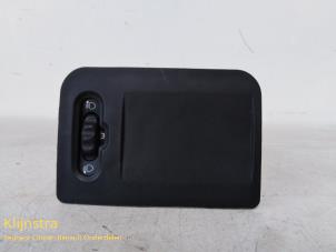 Used AIH headlight switch Renault Clio II Societe (SB) 1.5 dCi 80 Price on request offered by Fa. Klijnstra & Zn. VOF
