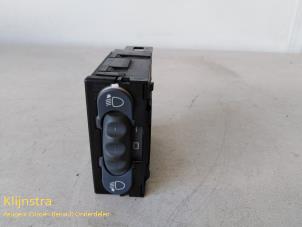 Used AIH headlight switch Renault Clio II Societe (SB) 1.9D Price on request offered by Fa. Klijnstra & Zn. VOF