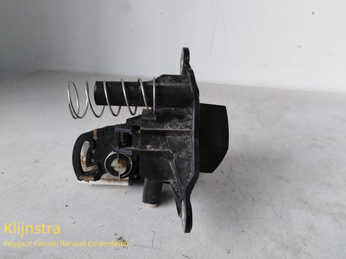 Tailgate lock mechanism Renault Clio 8200060917