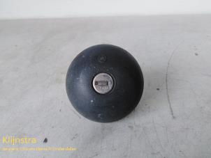 Used Fuel cap Renault Clio Price on request offered by Fa. Klijnstra & Zn. VOF