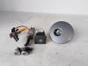 Renault Clio (B/C57/357/557/577) 1.2 RL,RN Kat. Cylinderlåsuppsättning (komplett)