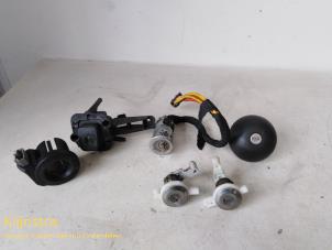 Used Set of cylinder locks (complete) Renault Clio II Societe (SB) 1.9D Price on request offered by Fa. Klijnstra & Zn. VOF
