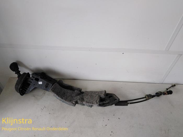 Gebrauchte Schaltbox Renault Grand Scénic II (JM) 1.9 dCi 120 Preis auf Anfrage angeboten von Fa. Klijnstra & Zn. VOF