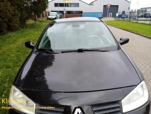 Used Bonnet Renault Megane II (BM/CM) 2.0 16V Price € 99,00 Margin scheme offered by Fa. Klijnstra & Zn. VOF