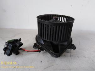 Used Heating and ventilation fan motor Nissan Primastar 1.9 dCi 100 Price on request offered by Fa. Klijnstra & Zn. VOF