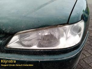 Used Headlight, left Peugeot 306 Break (7E) 1.4 XN,XR Price on request offered by Fa. Klijnstra & Zn. VOF