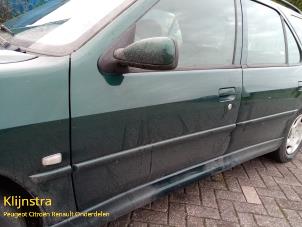 Used Door 4-door, front left Peugeot 306 Break (7E) 1.4 XN,XR Price € 99,00 Margin scheme offered by Fa. Klijnstra & Zn. VOF