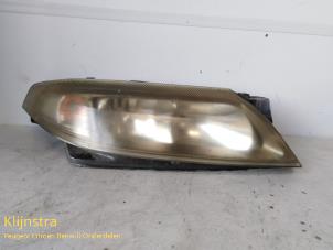 Used Headlight, right Renault Laguna Price on request offered by Fa. Klijnstra & Zn. VOF