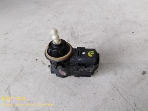 Used Heater valve motor Renault Megane II (BM/CM) 1.5 dCi 105 Price on request offered by Fa. Klijnstra & Zn. VOF
