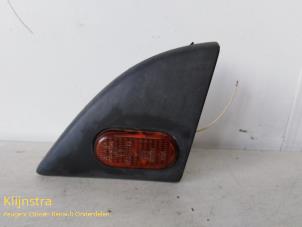Used Front wing indicator, right Renault Espace Price on request offered by Fa. Klijnstra & Zn. VOF