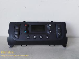 Used Heater control panel Renault Clio II (BB/CB) 1.6 16V Price on request offered by Fa. Klijnstra & Zn. VOF