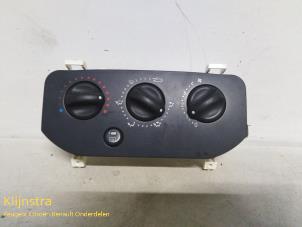 Used Heater control panel Renault Clio II (BB/CB) 1.2 Price on request offered by Fa. Klijnstra & Zn. VOF