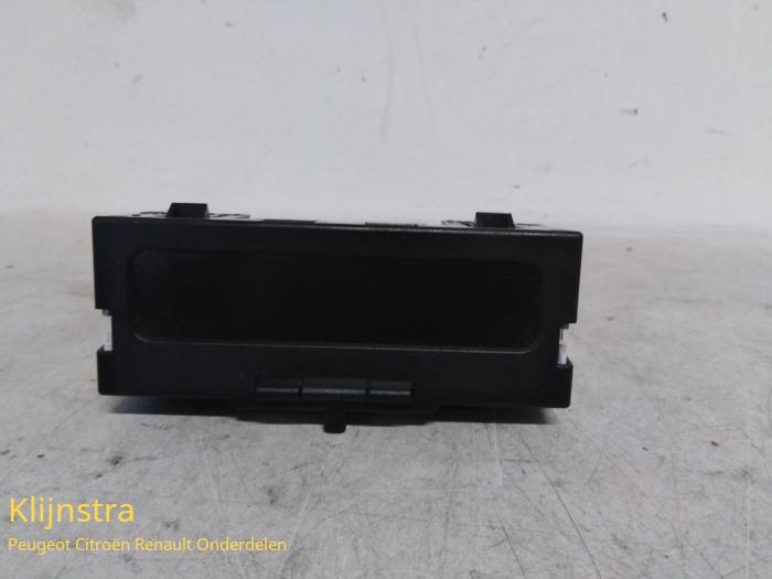 Used Interior display Renault Megane II CC (EM) 1.9 dCi 120 Price on request offered by Fa. Klijnstra & Zn. VOF