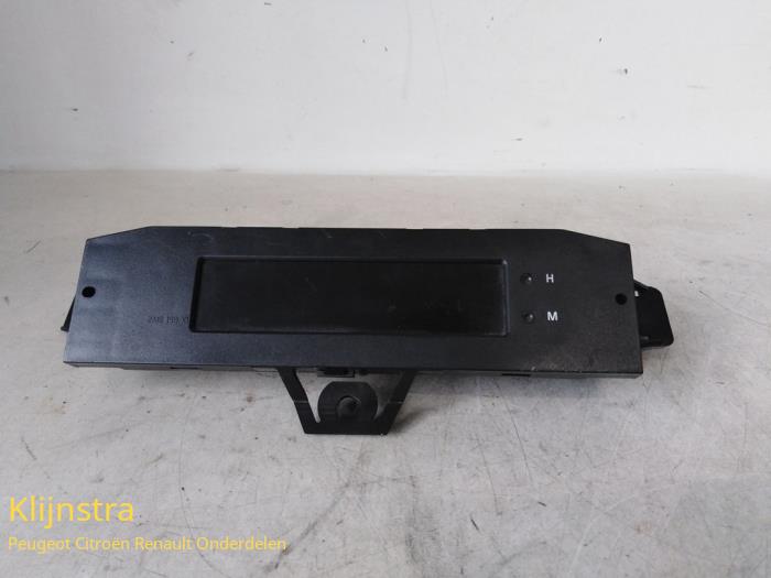 Begagnade Innerdisplay Renault Twingo (C06) 1.2 SPi Phase I Pris € 39,99 Marginaltabell erbjuds av Fa. Klijnstra & Zn. VOF