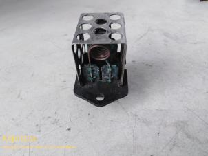 Used Cooling fan resistor Renault Megane Scenic Price on request offered by Fa. Klijnstra & Zn. VOF