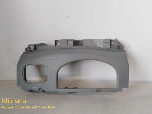 Usados Circuito impreso de contadores (panel de instrumentos) Opel Vivaro Precio de solicitud ofrecido por Fa. Klijnstra & Zn. VOF