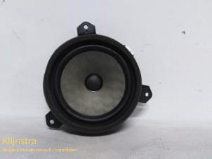 Used Speaker Peugeot 108 1.0 12V Price on request offered by Fa. Klijnstra & Zn. VOF