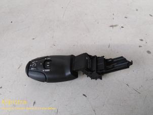 Used Cruise control switch Peugeot 5008 I (0A/0E) 1.6 THP 16V Price € 14,98 Margin scheme offered by Fa. Klijnstra & Zn. VOF