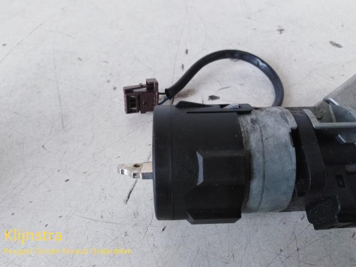 Gebrauchte Transsponderring Peugeot 5008 I (0A/0E) 1.6 THP 16V Preis € 35,00 Margenregelung angeboten von Fa. Klijnstra & Zn. VOF