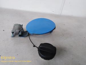 Used Fuel cap Peugeot 108 1.0 12V Price on request offered by Fa. Klijnstra & Zn. VOF