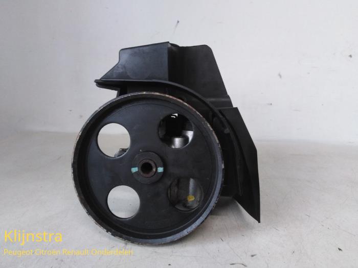 Usagé Pompe de direction Peugeot 206 (2A/C/H/J/S) 1.4 XR,XS,XT,Gentry Prix sur demande proposé par Fa. Klijnstra & Zn. VOF