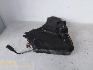 Used Particulate filter tank Peugeot 407 (6C/J) 2.7 HDi V6 24V Price on request offered by Fa. Klijnstra & Zn. VOF