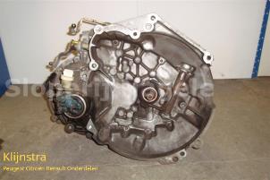 Used Gearbox Peugeot 206 (2A/C/H/J/S) 1.4 XR,XS,XT,Gentry Price on request offered by Fa. Klijnstra & Zn. VOF