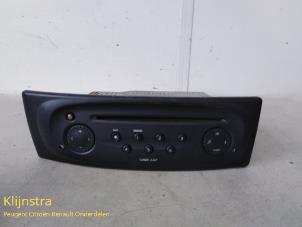 Used Radio CD player Renault Megane (BA/SA) 1.6 16V Price on request offered by Fa. Klijnstra & Zn. VOF