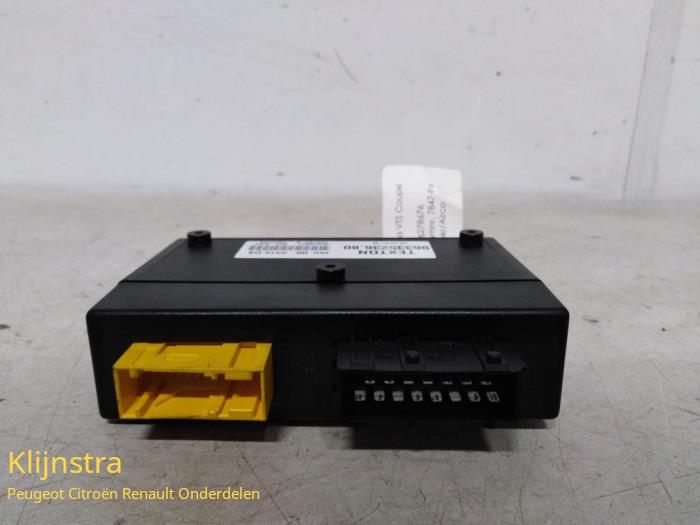 Używane Modul Comfort Citroen Xsara Coupé (N0) 2.0 VTS 16V Cena na żądanie oferowane przez Fa. Klijnstra & Zn. VOF