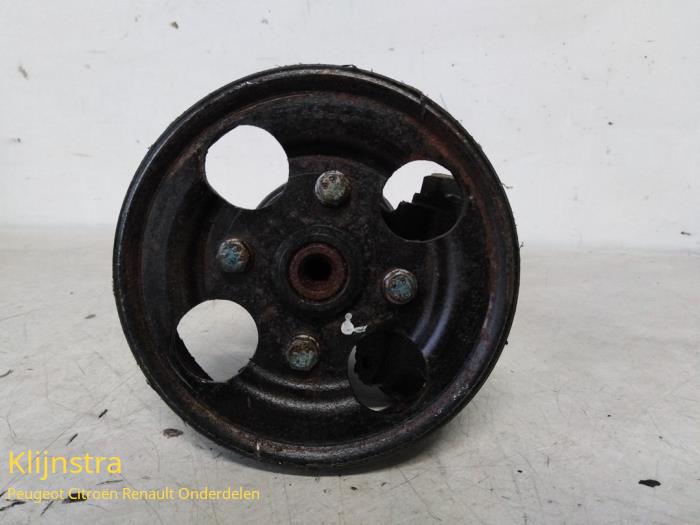 Usagé Pompe de direction Peugeot 406 Coupé (8C) 2.9 V6 24V Prix sur demande proposé par Fa. Klijnstra & Zn. VOF