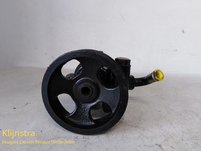 Usagé Pompe de direction Peugeot 605 (6B) 2.1 TD 12V Prix sur demande proposé par Fa. Klijnstra & Zn. VOF