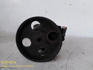 Used Power steering pump Peugeot Expert (224) 1.9D Price on request offered by Fa. Klijnstra & Zn. VOF