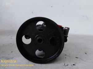Used Power steering pump Peugeot Expert (224) 1.9TD Price on request offered by Fa. Klijnstra & Zn. VOF