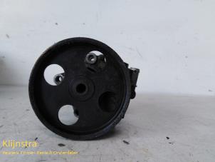 Used Power steering pump Peugeot Expert (222/224) 1.9TD Price on request offered by Fa. Klijnstra & Zn. VOF