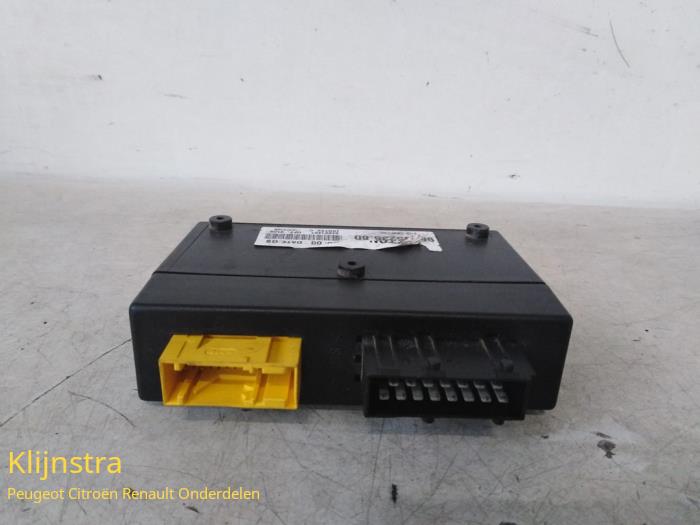 Używane Modul Comfort Citroen Xsara Coupé (N0) Cena na żądanie oferowane przez Fa. Klijnstra & Zn. VOF