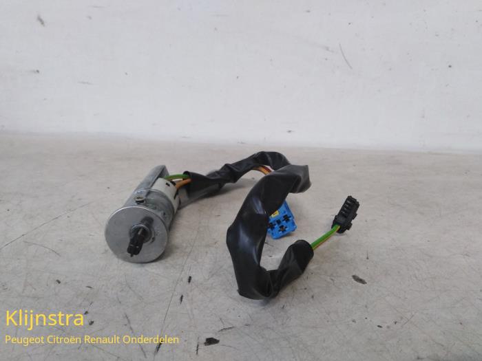 Citroen Xsara Picasso Ignition locks + keys stock