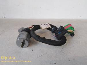 Used Ignition lock + key Peugeot 807 2.0 HDi 16V Price on request offered by Fa. Klijnstra & Zn. VOF