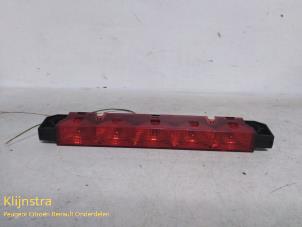Used Third brake light Peugeot 407 (6D) 2.0 HDiF 16V Price on request offered by Fa. Klijnstra & Zn. VOF
