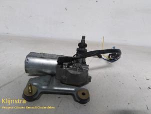 Used Rear wiper motor Peugeot 205 II (20A/C) 1.4 Price on request offered by Fa. Klijnstra & Zn. VOF