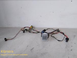 Used Heater resistor Peugeot 307 SW (3H) 1.6 HDiF 110 16V Price on request offered by Fa. Klijnstra & Zn. VOF