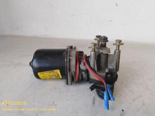 Used Front wiper motor Peugeot Partner 1.9 D Price on request offered by Fa. Klijnstra & Zn. VOF