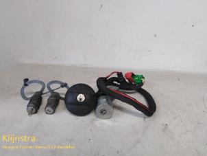 Used Set of cylinder locks (complete) Peugeot 807 2.0 HDi 16V FAP Price on request offered by Fa. Klijnstra & Zn. VOF