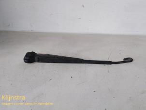 Used Rear wiper arm Peugeot 306 (7B) 1.4 SL,SR Price on request offered by Fa. Klijnstra & Zn. VOF