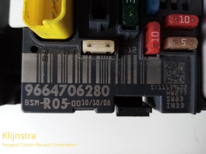 Fuse box Peugeot Partner 9664706280 DELPHI