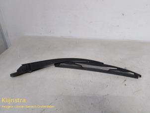 Used Rear wiper arm Peugeot 107 Price on request offered by Fa. Klijnstra & Zn. VOF